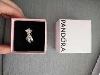 Anillo Pandora Lazos Plata. Totalmente nuevo