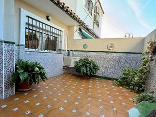 Casa adosada en venta en Las Lagunas en Mijas