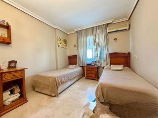 Casa adosada en venta en Las Lagunas en Mijas