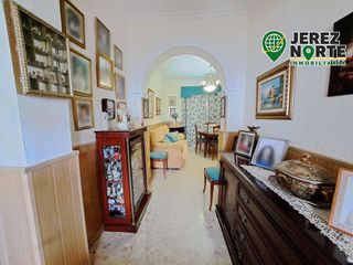 Chalet en venta en Este-Delicias en Jerez de la Frontera