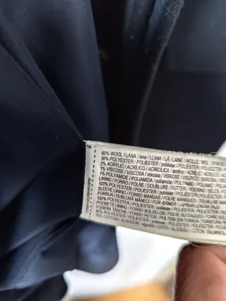 Abrigo Azul Marino Mango con Capucha