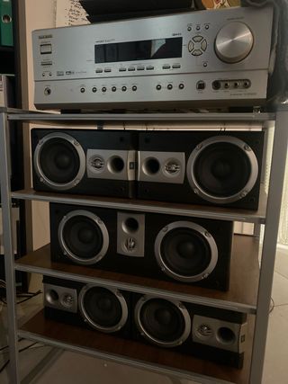 Amplificador Onkyo home cinema   + 5 altavoces JBL