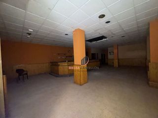 Local comercial en venta en Este en Castellón de la Plana