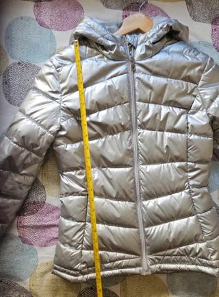 Cazadora plateada metalizada mujer Lefties