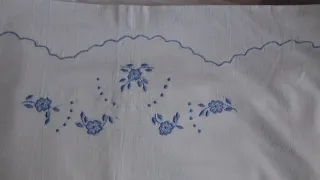 Vintage  Sábana   algodon Bordada Azul cobalto