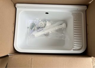 NUEVO!!!Lavabo de pared PILOZZO blanco