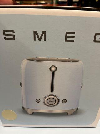 Tostador SMEG Crema