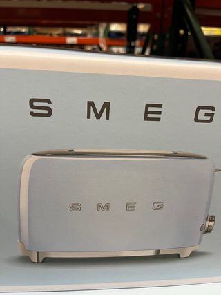 Tostador SMEG Crema