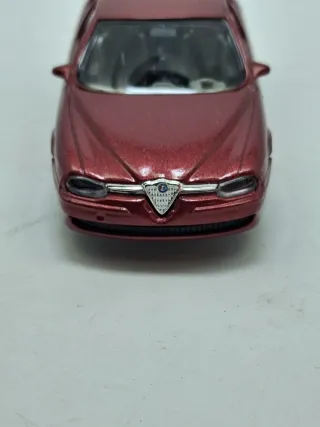 Alfa Romeo 156 Berlina 1a serie Bburago scala 1:43