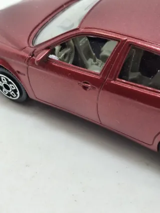 Alfa Romeo 156 Berlina 1a serie Bburago scala 1:43