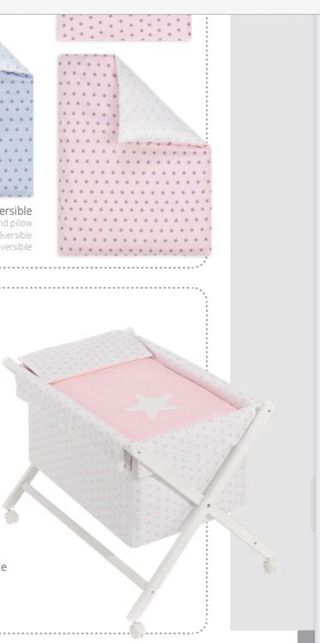 Minicuna con estampado de estrellas