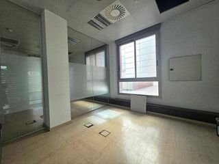 Oficina en alquiler en Onze de setembre - Sant Jordi en Prat de Llobregat, El