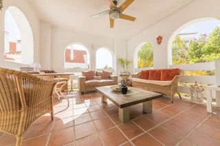 Piso en alquiler en Nueva Andalucía centro en Marbella