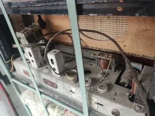 Radio Antigua Madera y Metal