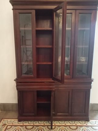 Vitrina Caoba Cristal y Madera