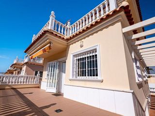 Casa en venta en Playa de los Locos en Torrevieja