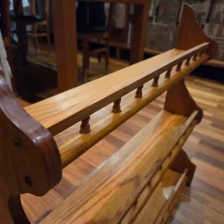 Especiero rústico de madera y cristal