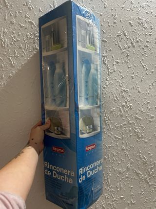 Estantería de baño esquinera