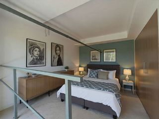 Local comercial en venta en San Luis en Almería