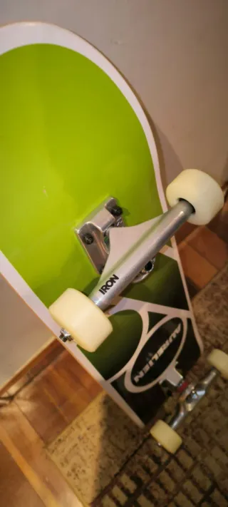 Skate original Monster. Sin usar