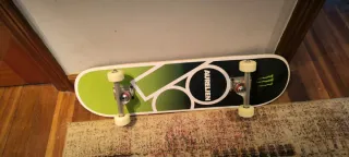 Skate original Monster. Sin usar