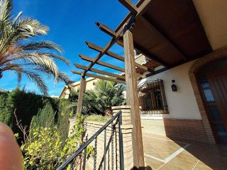 Chalet en alquiler en Crta. De la Sierra en Granada