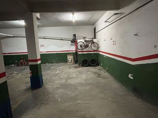 Garaje en venta en Santa Rosa - Can Mariner en Santa Coloma de Gramanet