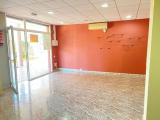 Local comercial en venta en Martorell