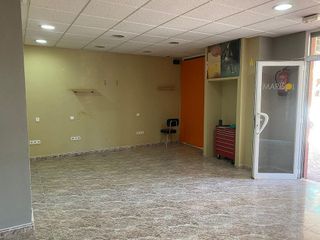 Local comercial en venta en Martorell