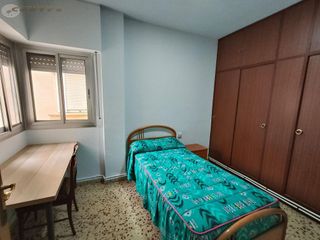 Piso en alquiler en Feria en Albacete