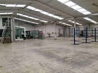 Nave industrial en alquiler en Peñacastillo - Nueva Montaña en Santander
