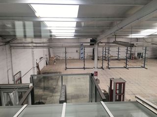 Nave industrial en alquiler en Peñacastillo - Nueva Montaña en Santander