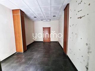 Local comercial en alquiler en Avda de Madrid - Pº de la Estación en Jaén