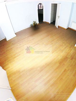 Local comercial en alquiler en La Chantría - La Lastra en León