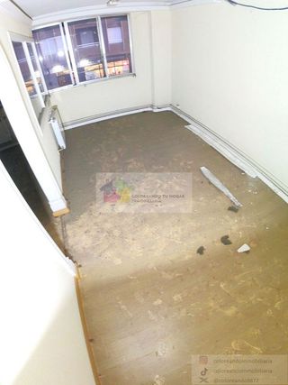 Local comercial en alquiler en La Chantría - La Lastra en León