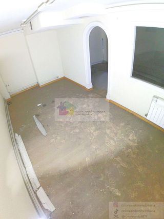 Local comercial en alquiler en La Chantría - La Lastra en León