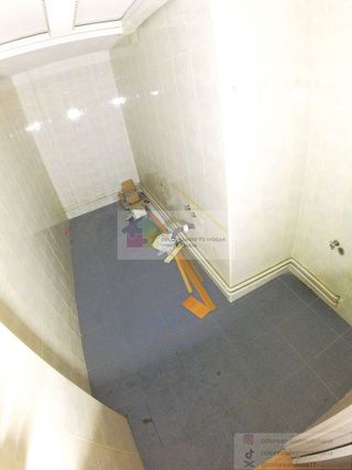 Local comercial en alquiler en La Chantría - La Lastra en León