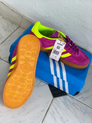 Adidas Gazelle Morado/Amarillo Talla 39,5