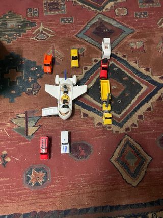 Autopista de juguete para niños