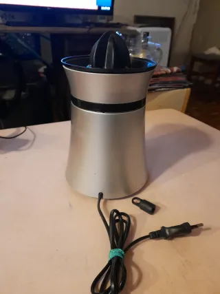 Exprimidor eléctrico Tristar