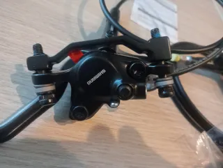 Par Frenos Shimano MT200 Disco Hidráulico