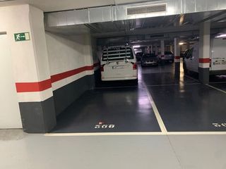 Garaje en venta en Barrio de Abando en Bilbao