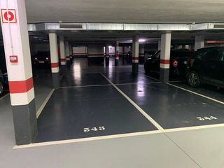 Garaje en venta en Barrio de Abando en Bilbao