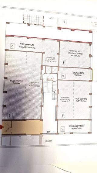 Local comercial en venta en Barañain