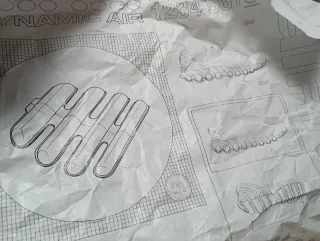 Zapatillas  deportivas grises y verdes