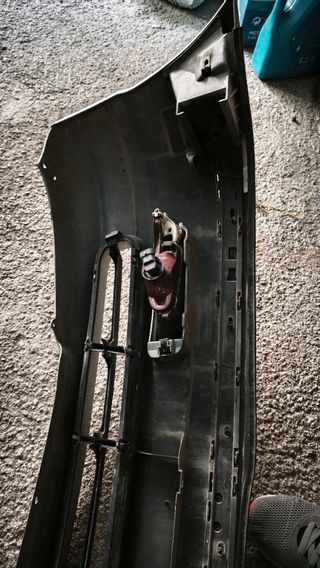 Paragolpes BMW E46 delantero con antinieblas