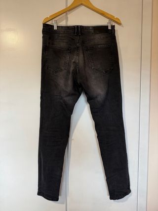 Vaqueros Hollister negros rotos hombre