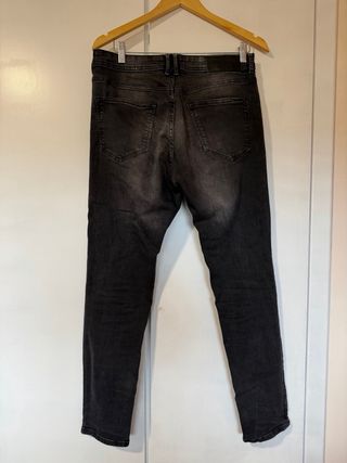 Vaqueros Hollister negros rotos hombre