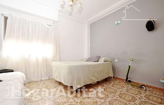 Piso en venta en Zona Avenida al Vedat en Torrent