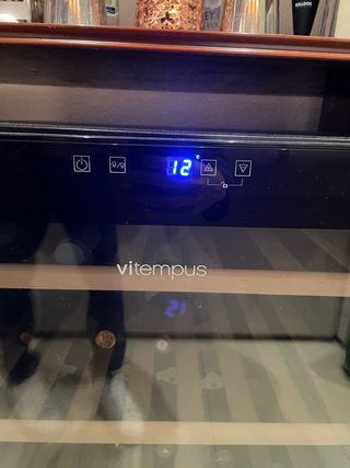 Nevera de vinos Vitempus